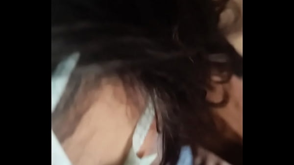 صاحب المكتبه خد البت إلى شغاله عنده فى المخزن